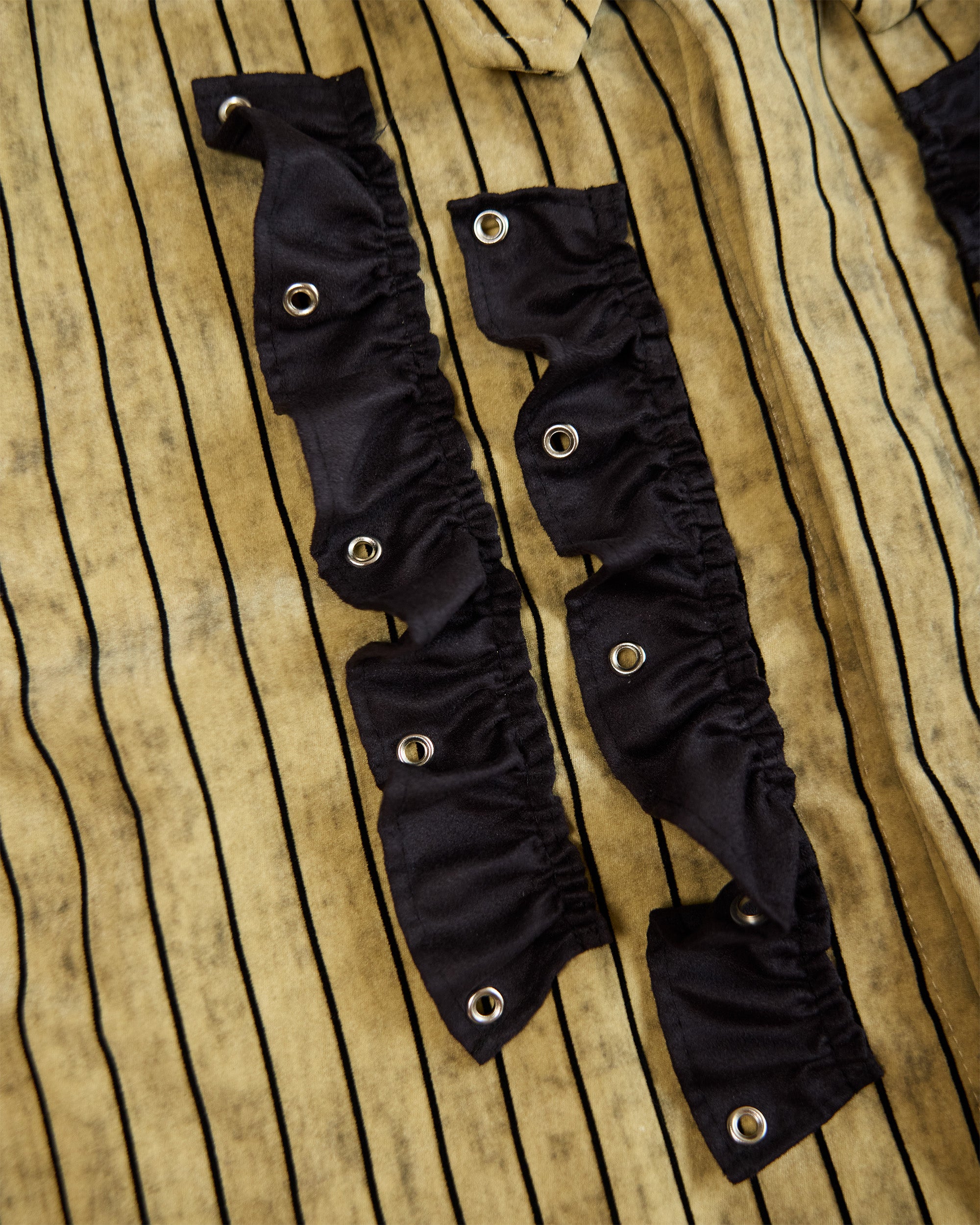 Grommet Ruffle Shirt
