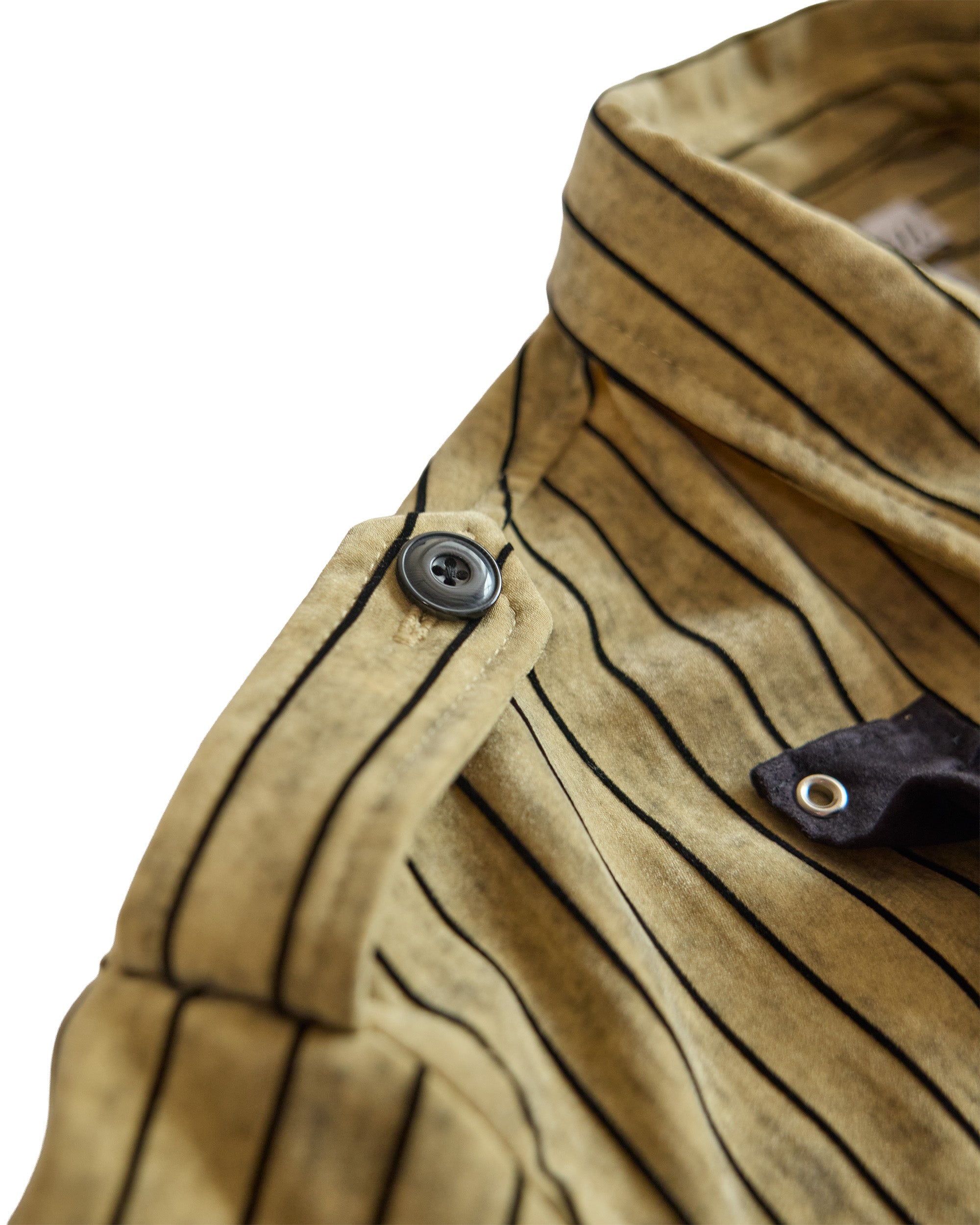 Grommet Ruffle Shirt