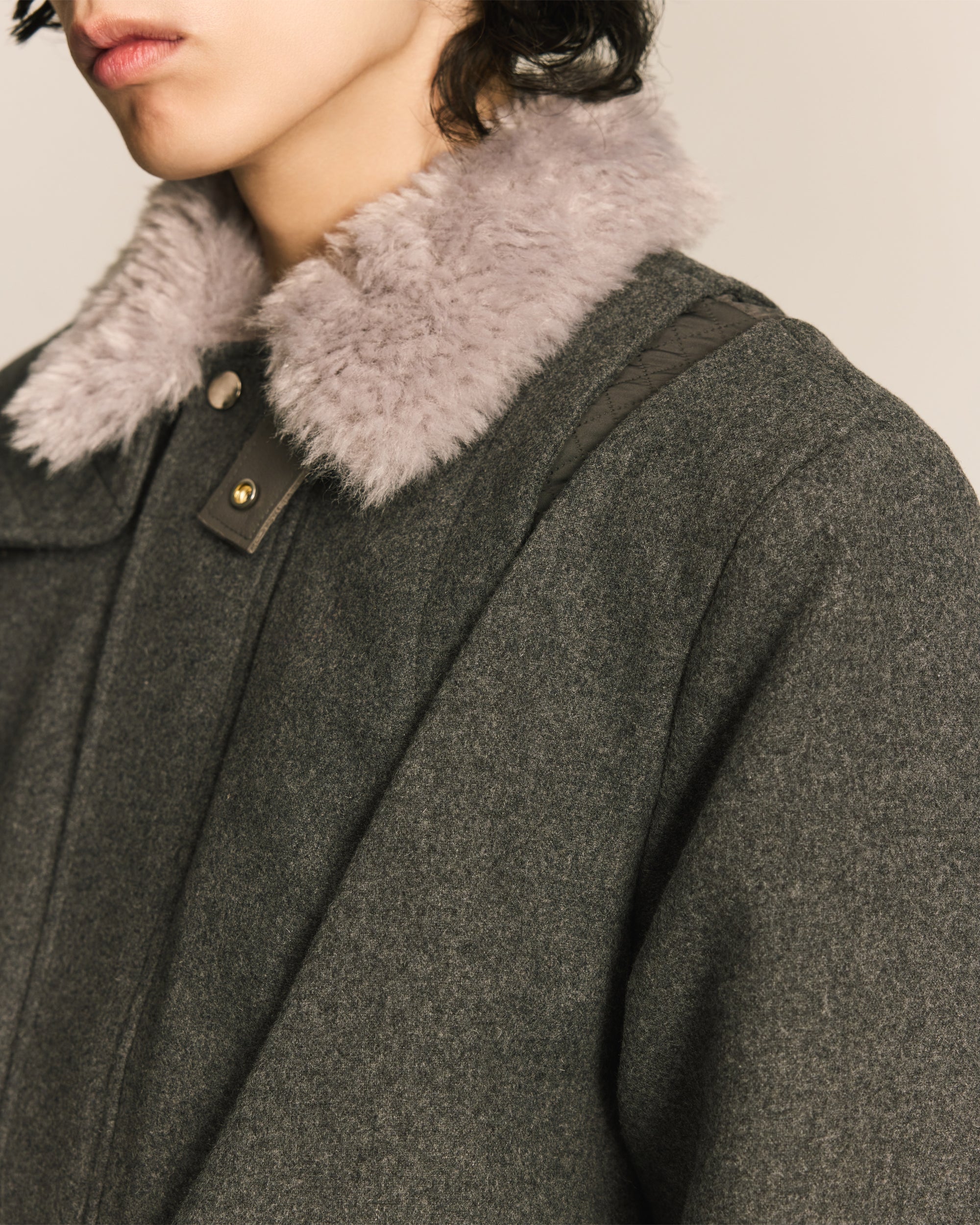 GRAY SPIRAL HUNTER JACKET