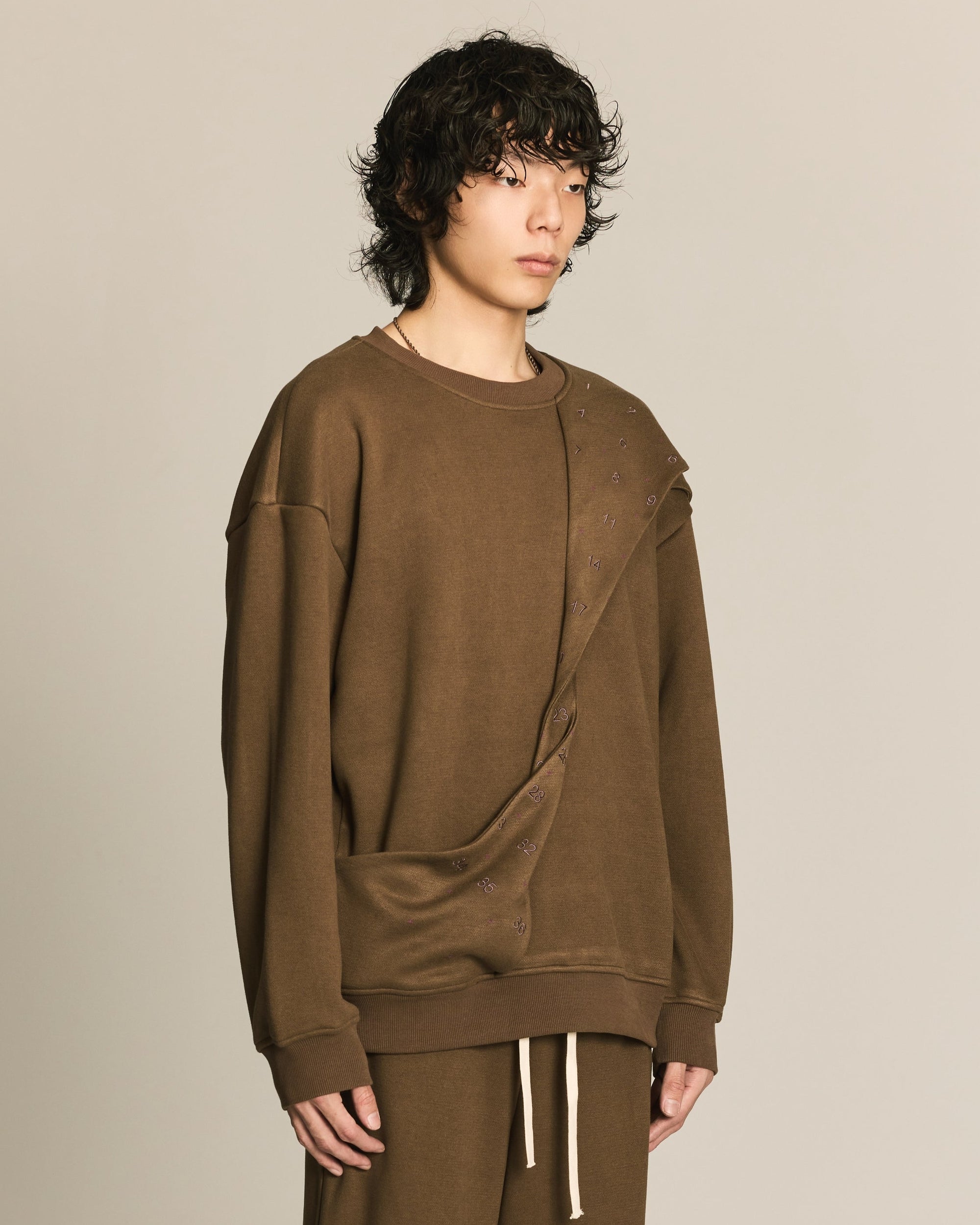Khaki Table Mark Embroidery Sweatshirt